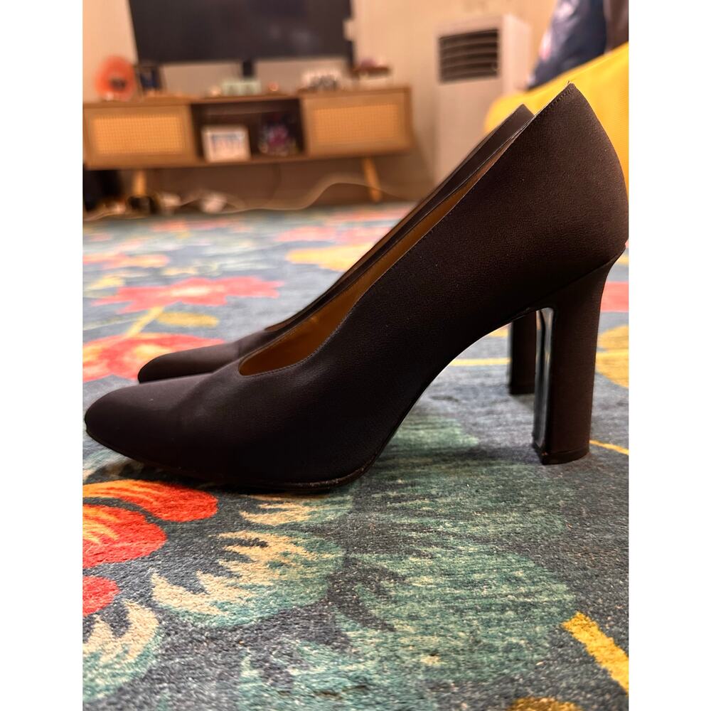 Yves Saint Laurent 80s Vintage Moise-Black heel Pump Size 7 - Picture 5 of 10